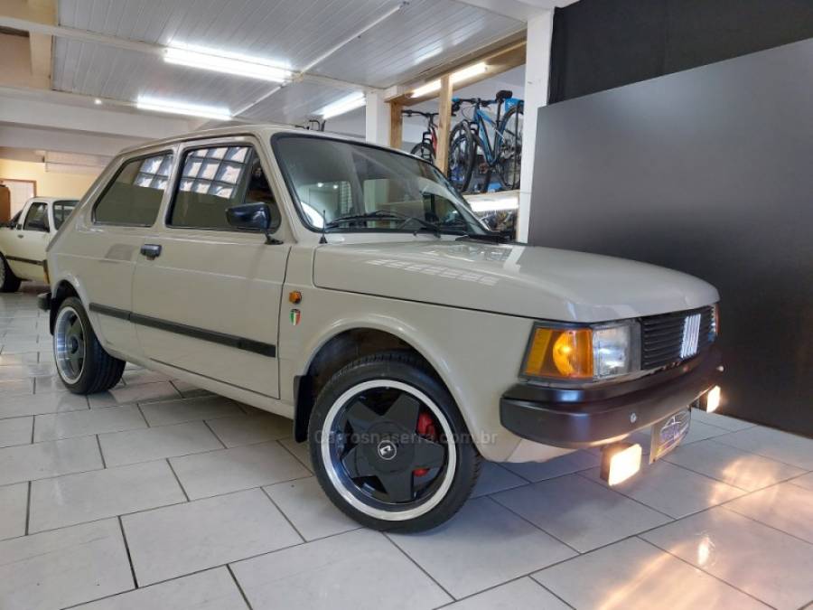FIAT - 147 - 1986/1986 - Bege - Sob Consulta