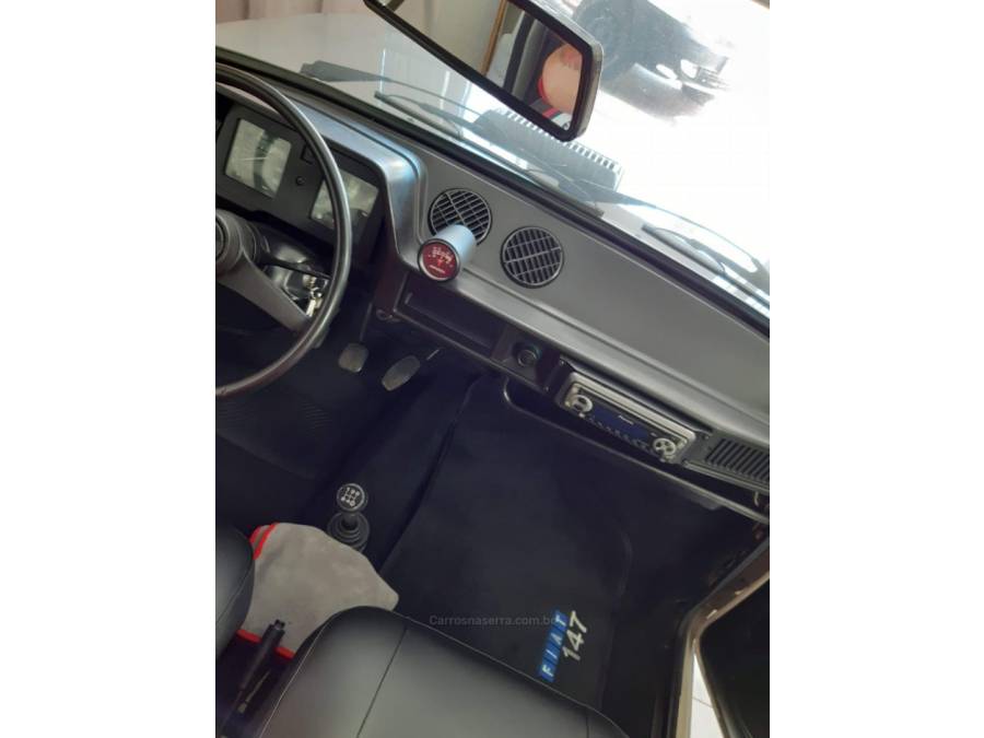 FIAT - 147 - 1986/1986 - Bege - Sob Consulta