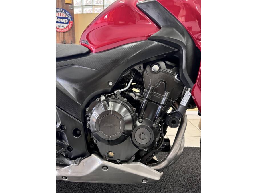 HONDA - CB 500F - 2014/2014 - Vermelha - R$ 24.000,00