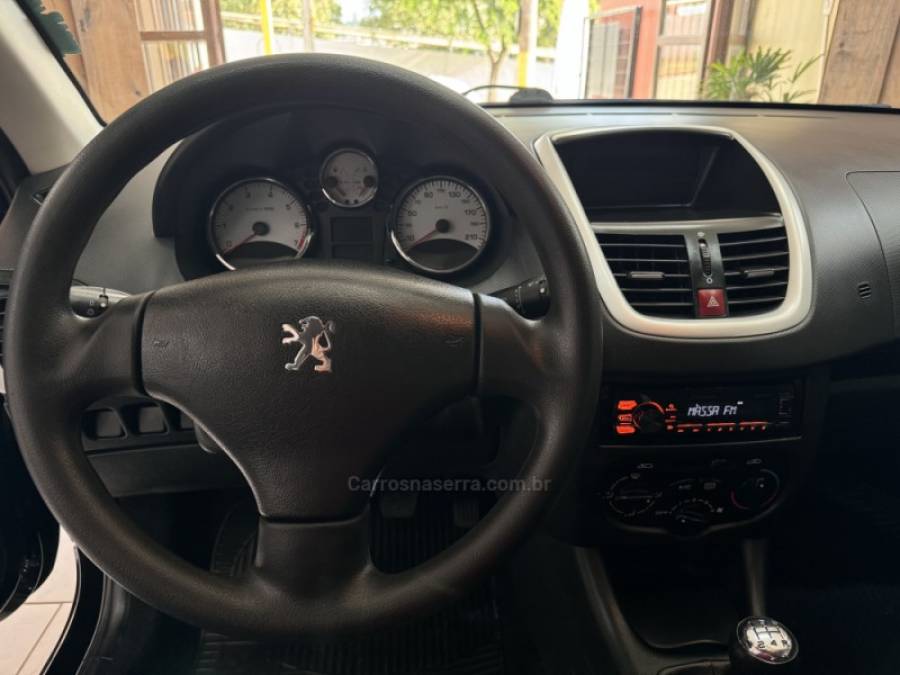PEUGEOT - 207 - 2011/2012 - Preta - R$ 22.900,00