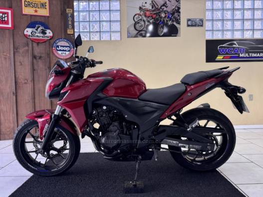 HONDA - CB 500F - 2014/2014 - Vermelha - R$ 24.000,00