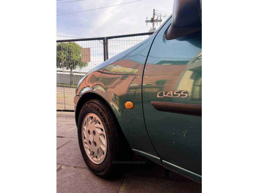 FORD - FIESTA - 2000/2000 - Verde - R$ 15.900,00