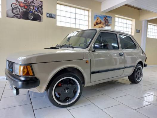 FIAT - 147 - 1986/1986 - Bege - Sob Consulta