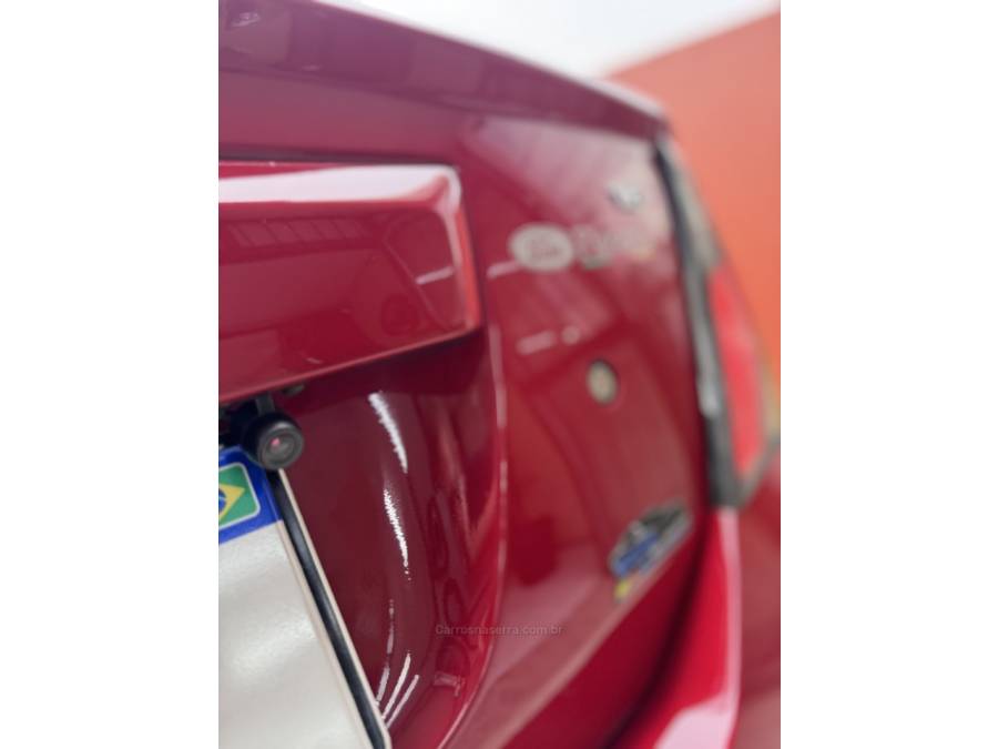 FORD - FIESTA - 2012/2013 - Vermelha - R$ 34.900,00