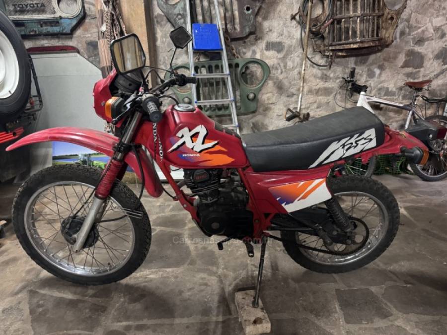 HONDA - XL 125 DUTY - 1988/1988 - Vermelha - R$ 9.900,00