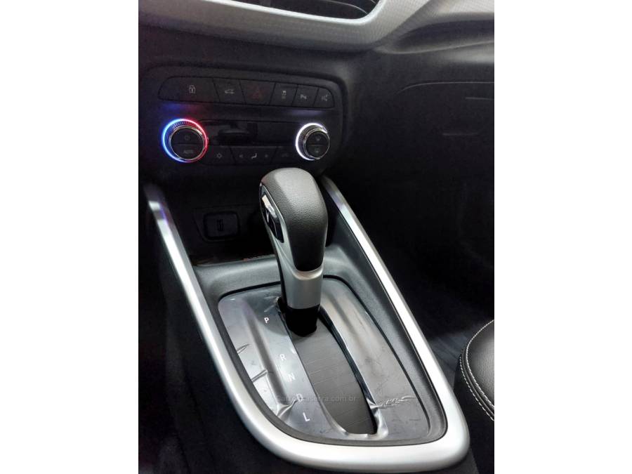 CHEVROLET - ONIX - 2023/2024 - Cinza - Sob Consulta