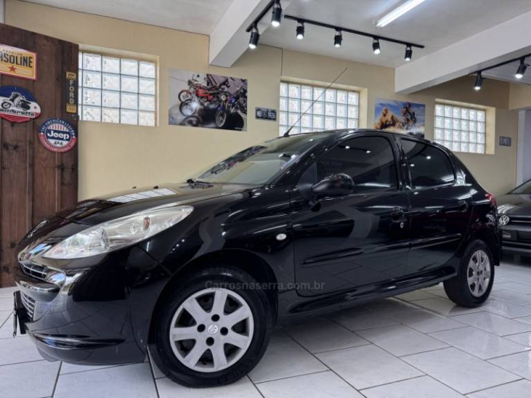 PEUGEOT - 207 - 2011/2012 - Preta - R$ 22.900,00