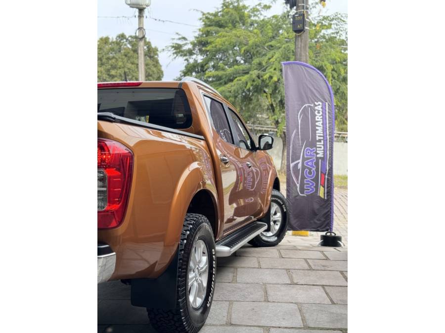 NISSAN - FRONTIER - 2017/2017 - Dourada - Sob Consulta